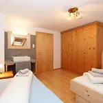 Holiday home Sonnblick By Interhome Uderns