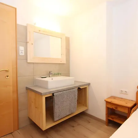 Semesterbostad Sonnblick By Interhome *