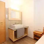 度假居 Sonnblick By Interhome *
