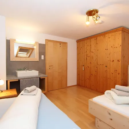 Casa de Férias Sonnblick By Interhome Uderns