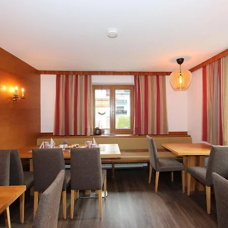 Sonnblick By Interhome Casa de Férias Uderns